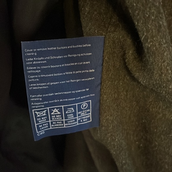 Vintage Burberry Jacket - Picture 11 of 11